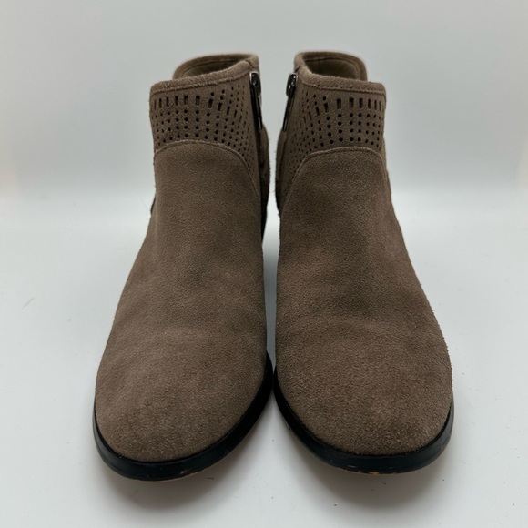 VINCE CAMUTO Pralata Bootie Suede Leather Sz 7M western buckle - Picture 5 of 11